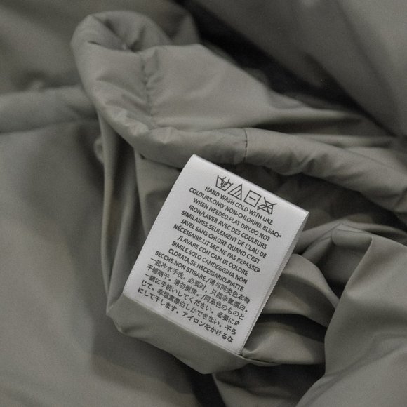 Essentials Storm Jacket NWT - Picture 12 of 12